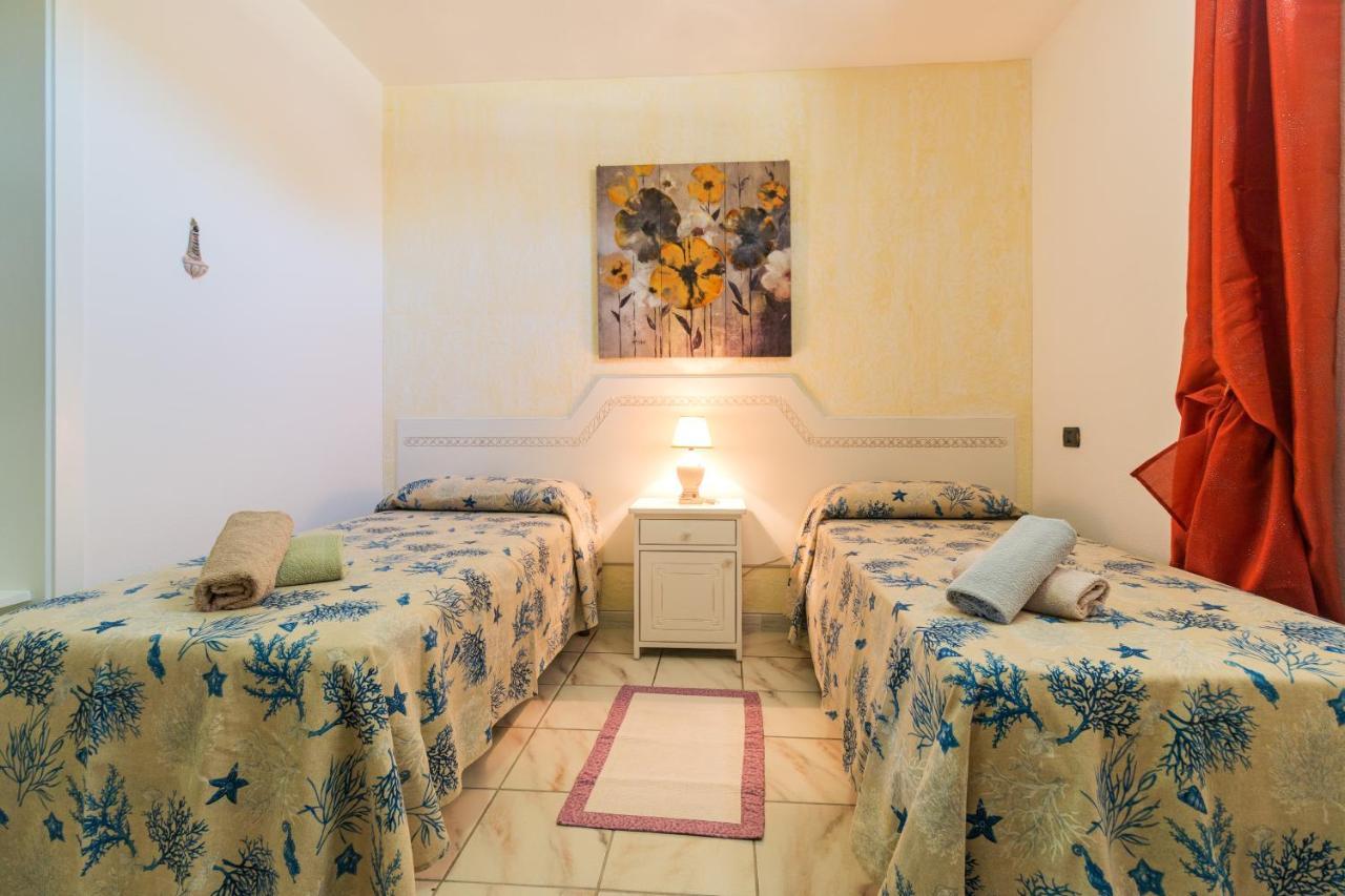 Vacanze A Villa Orosei Eksteriør billede